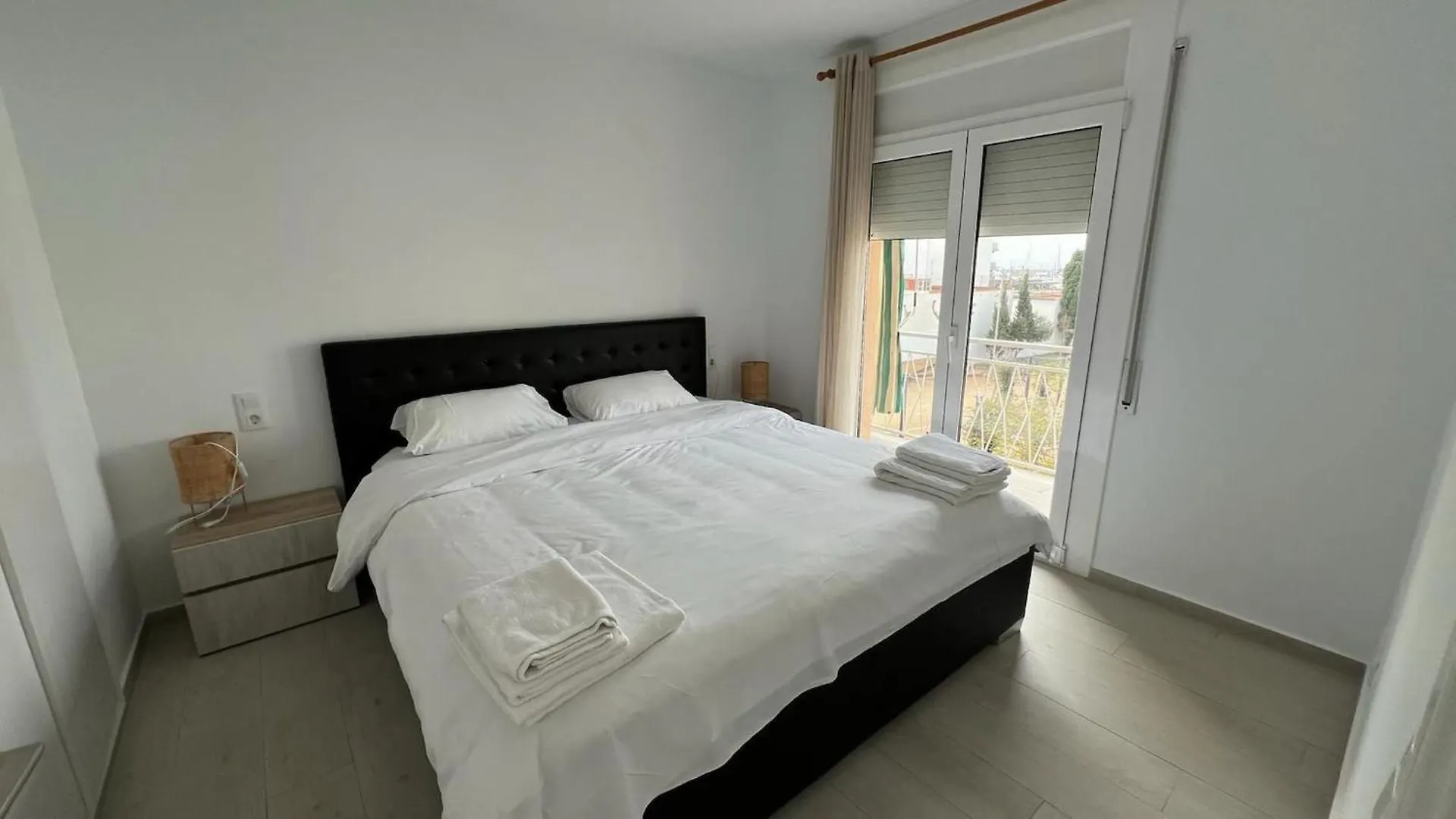 Apartment Apartamento Frente Al Mar Roses Spain