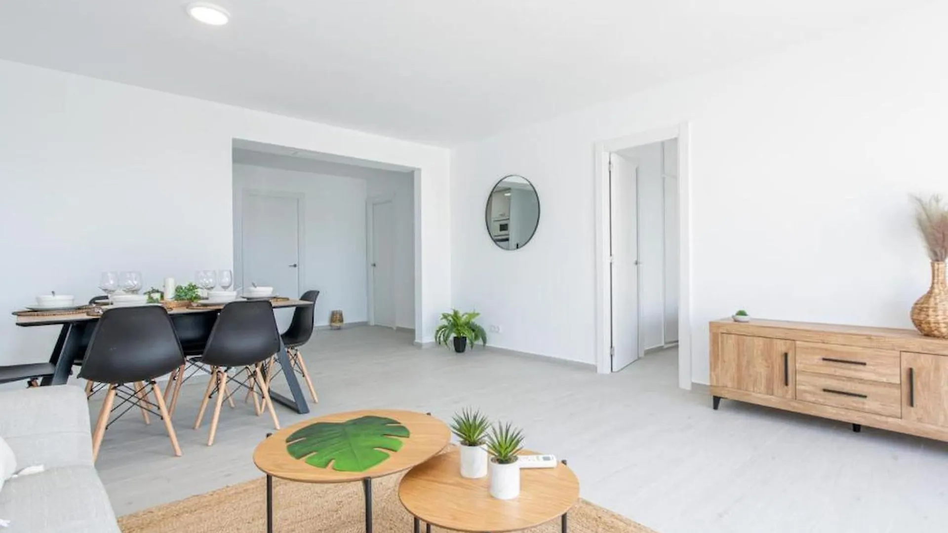 Apartamento Frente Al Mar Roses 0*,  Spain